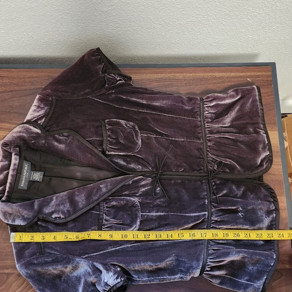 Vintage Banana Republic Purple Velvet Tie Front Top - Picture 8 of 10